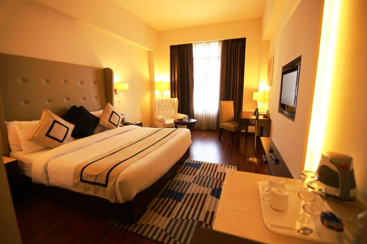 ג'לנדהר Hotel President מראה חיצוני תמונה