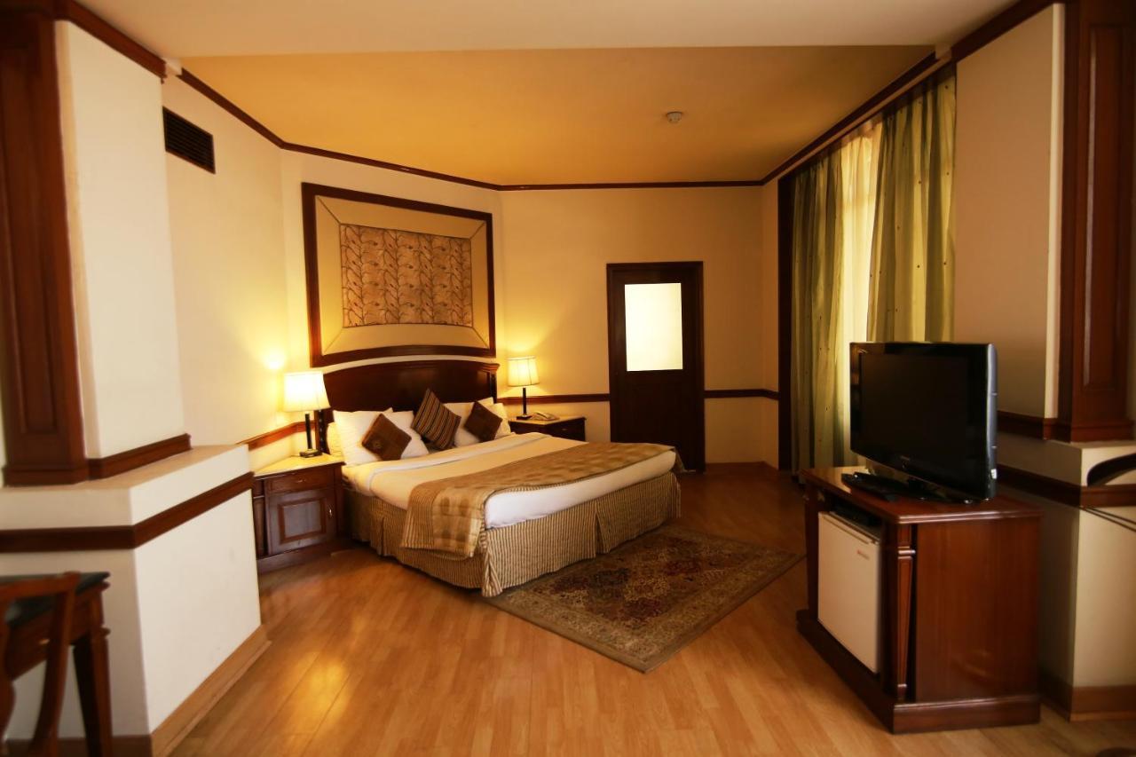 ג'לנדהר Hotel President מראה חיצוני תמונה